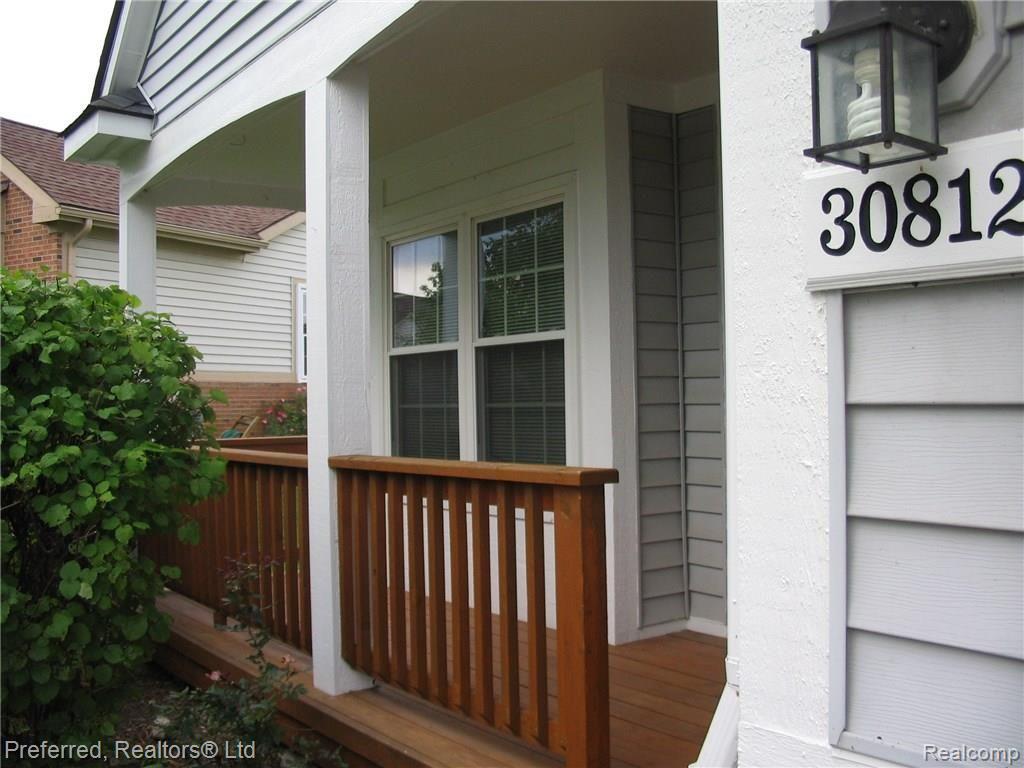30812 Golden Ridge, Unit 171 Novi, MI 48377 - Photo 3 of 28