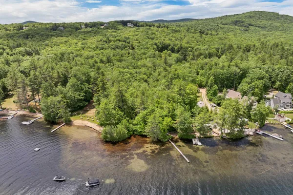 $450,000 | 129 Black Brook Road, Meredith, NH 03253