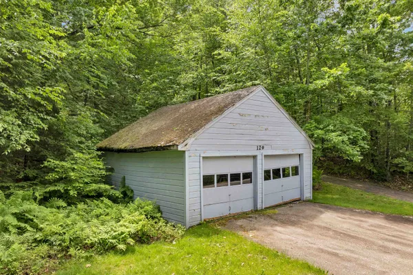 $450,000 | 129 Black Brook Road, Meredith, NH 03253