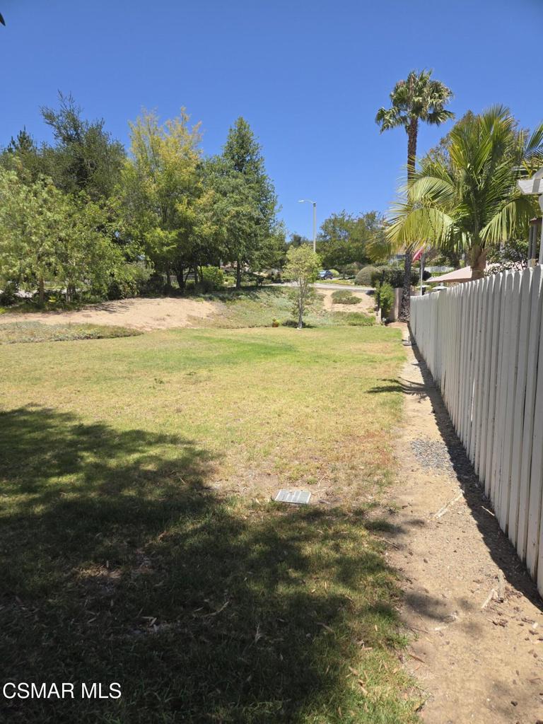 2762 Erringer Road, Unit 15 Simi Valley, CA 93065 - Photo 5 of 12