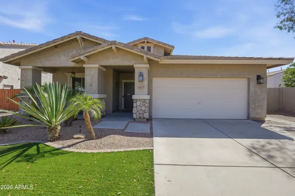 $639,000 | 4869 South Stonecreek Boulevard, Gilbert, AZ 85298