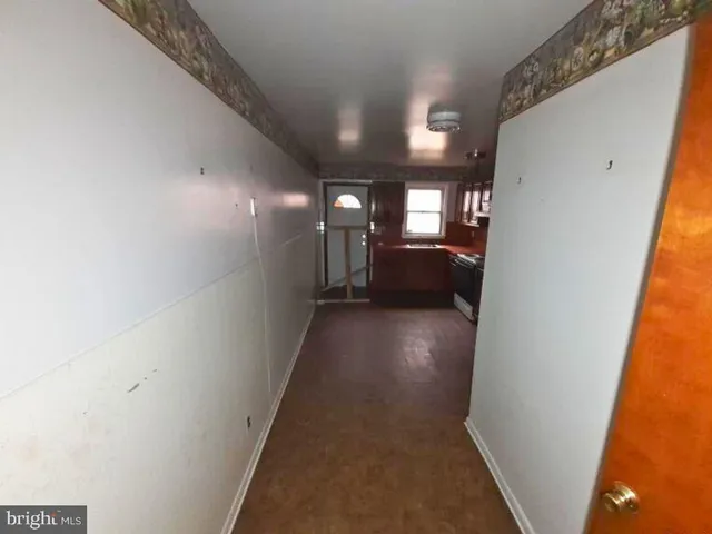 a kitchen with granite countertop lots of counter top space