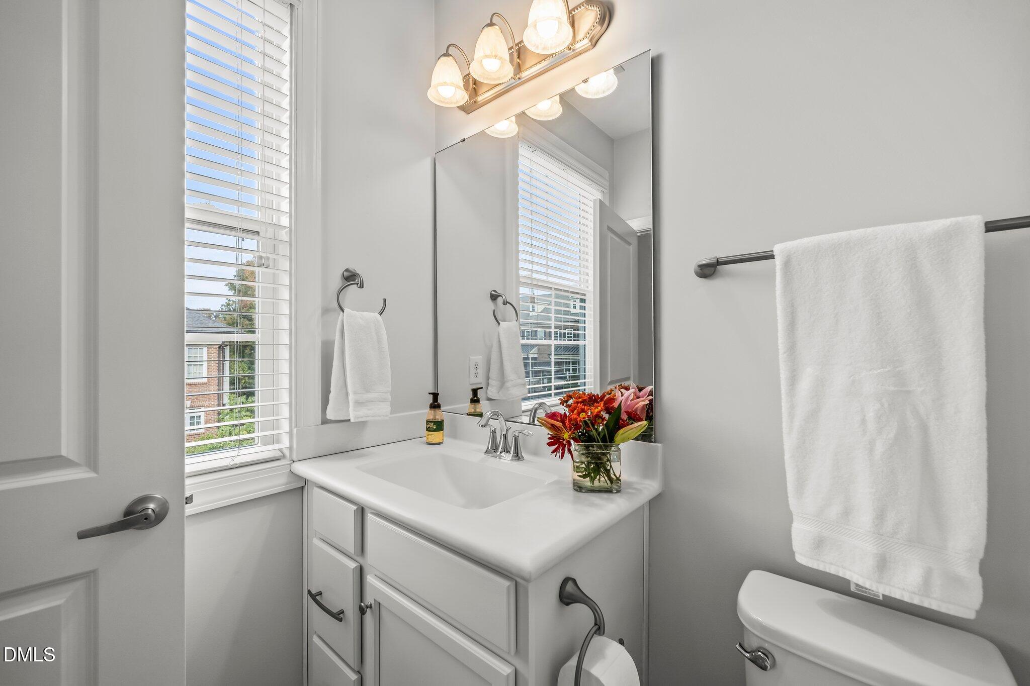 3604 Julia Lane Raleigh, NC 27609 - Photo 27 of 41 28-web-or-mls-DSC06420