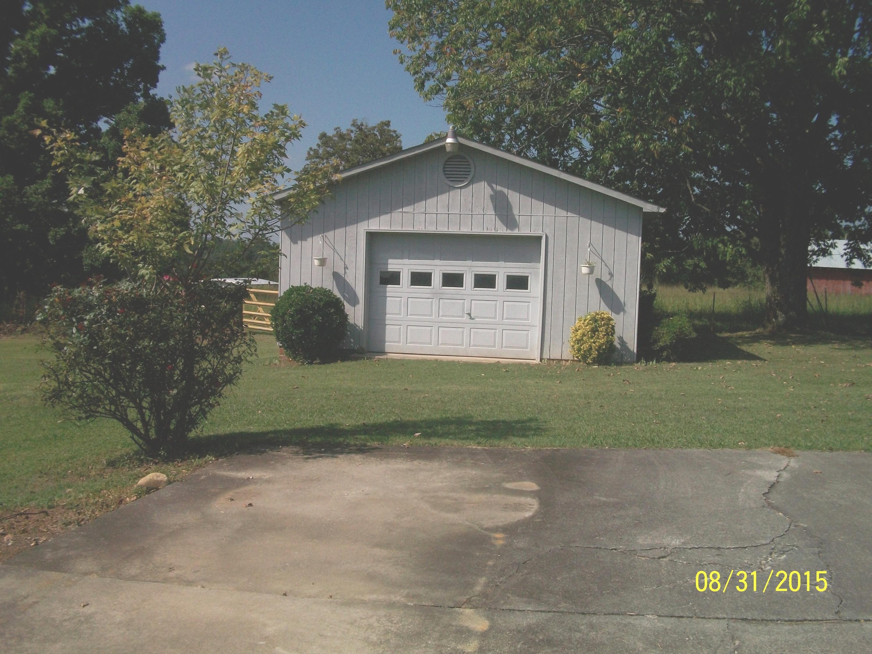 5418 Hutton Ridge Road Maryville, TN 37801 - Photo 6 of 29 Detached one car garage