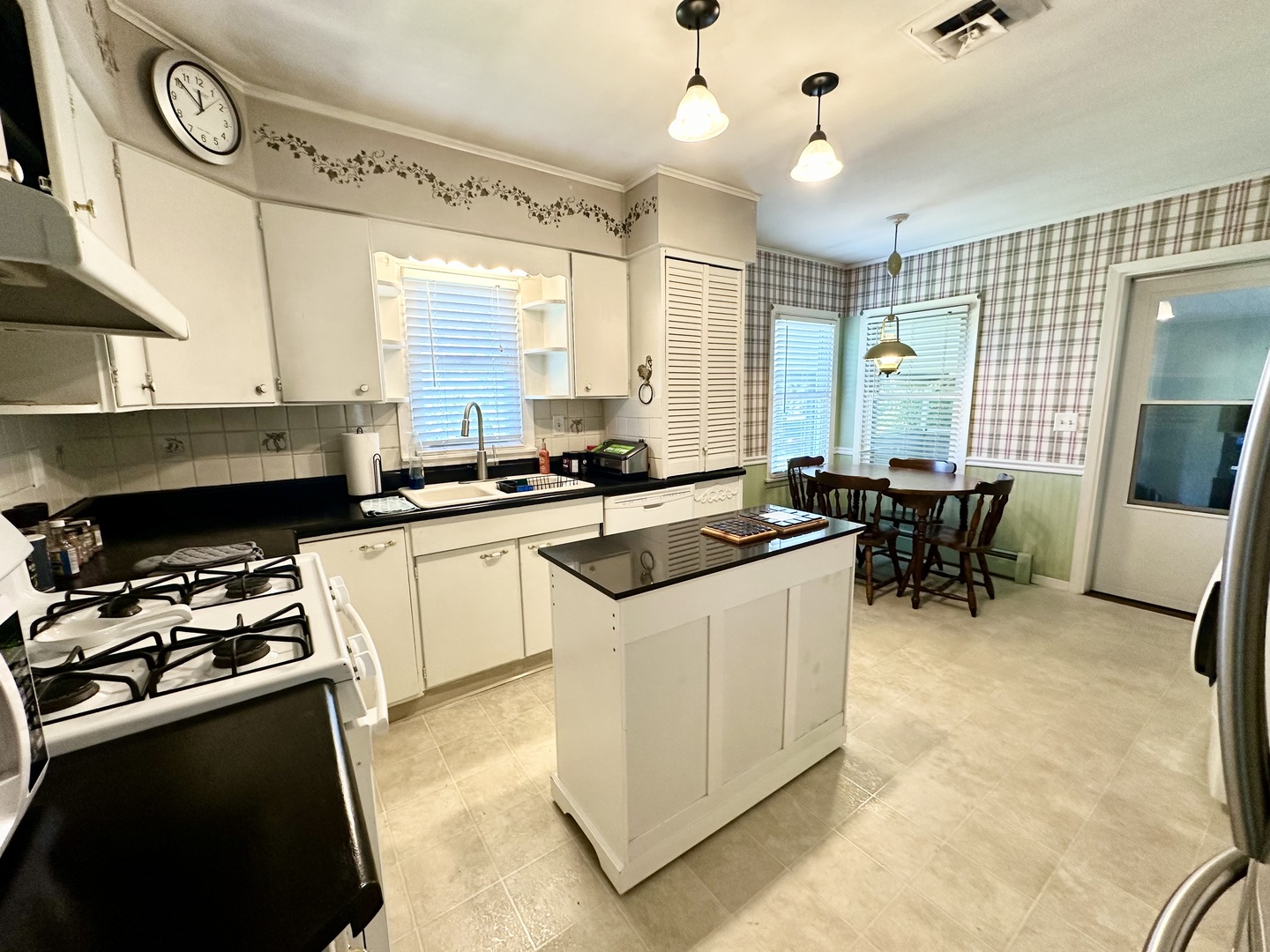 2657 East 2350th Road Marseilles, IL 61341 - Photo 3 of 27 Gallery Image 3