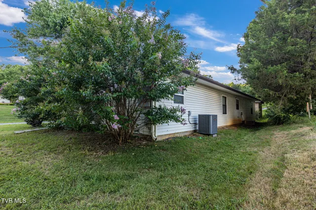 $1,200,000 | 116 Hazel Drive, Sevierville, TN 37862