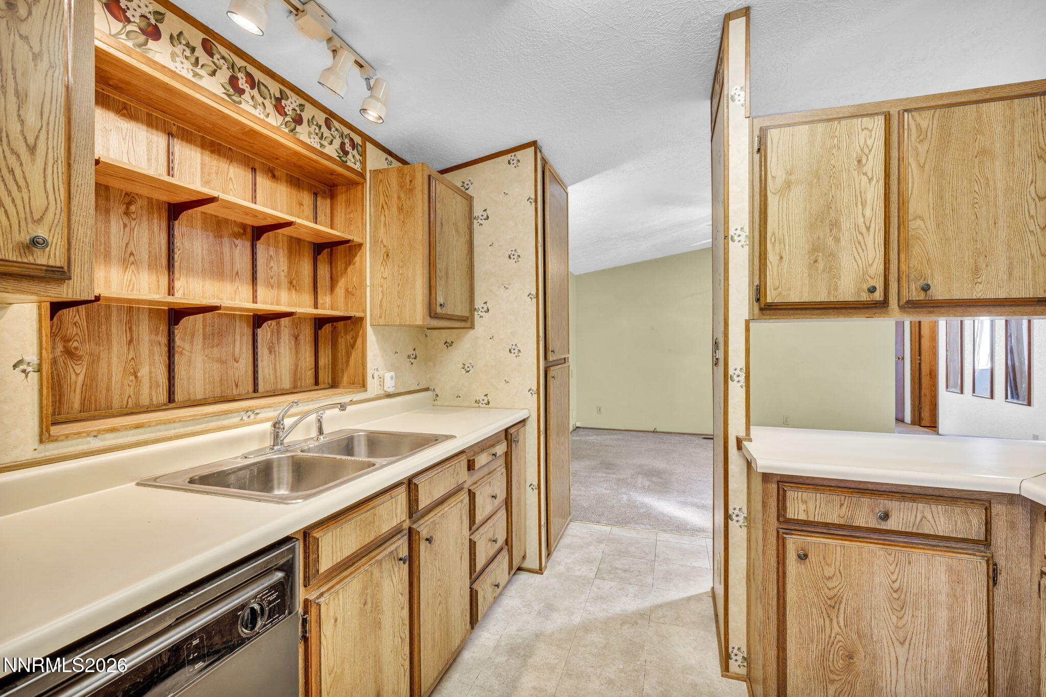 1330 Clifford Drive Reno, NV 89506 - Photo 14 of 67 49-web-or-mls-1330-clifford-dr