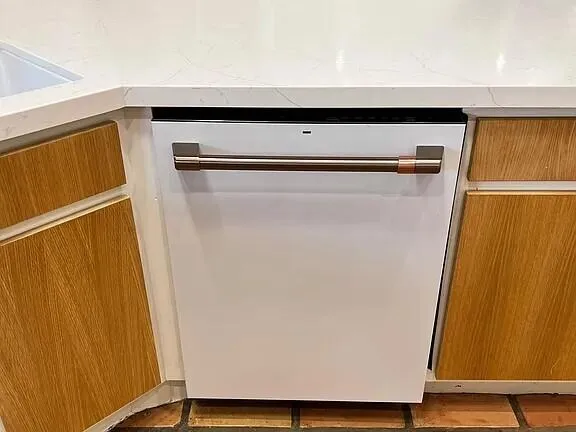 $3,925 | 53460 Avenida Diaz, La Quinta, CA 92253