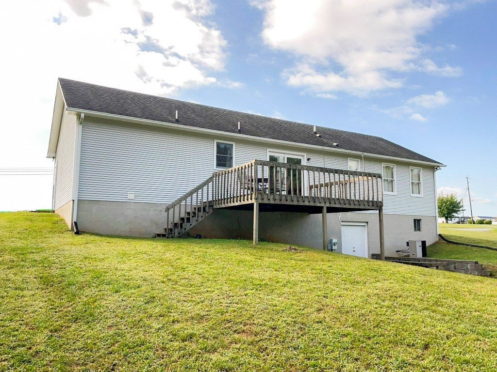 693 Ivanhoe Road Max Meadows, VA 24360 - Photo 5 of 41 Gallery Image 5