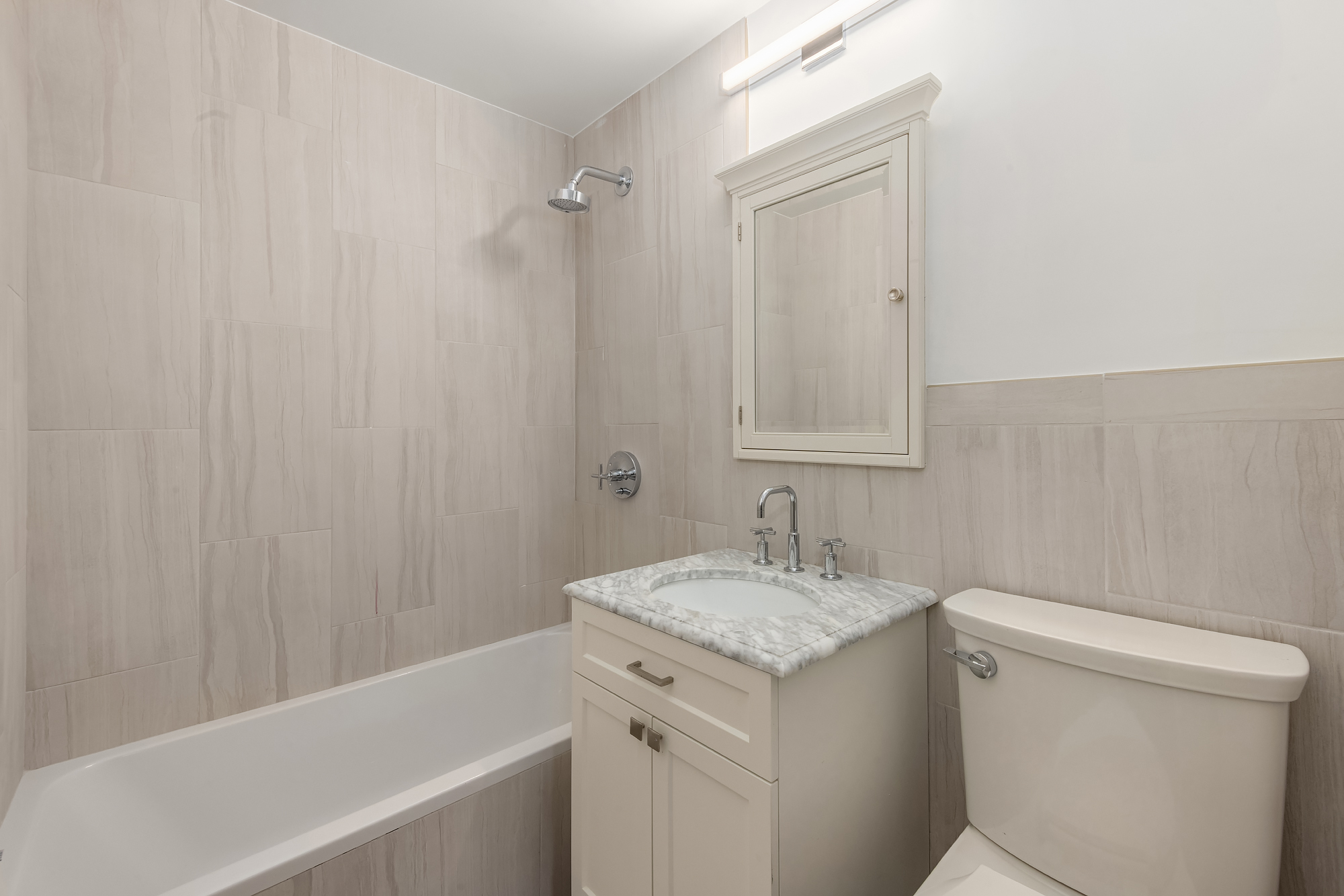 625 Main Street, Unit 733 Manhattan, NY 10044 - Photo 6 of 14