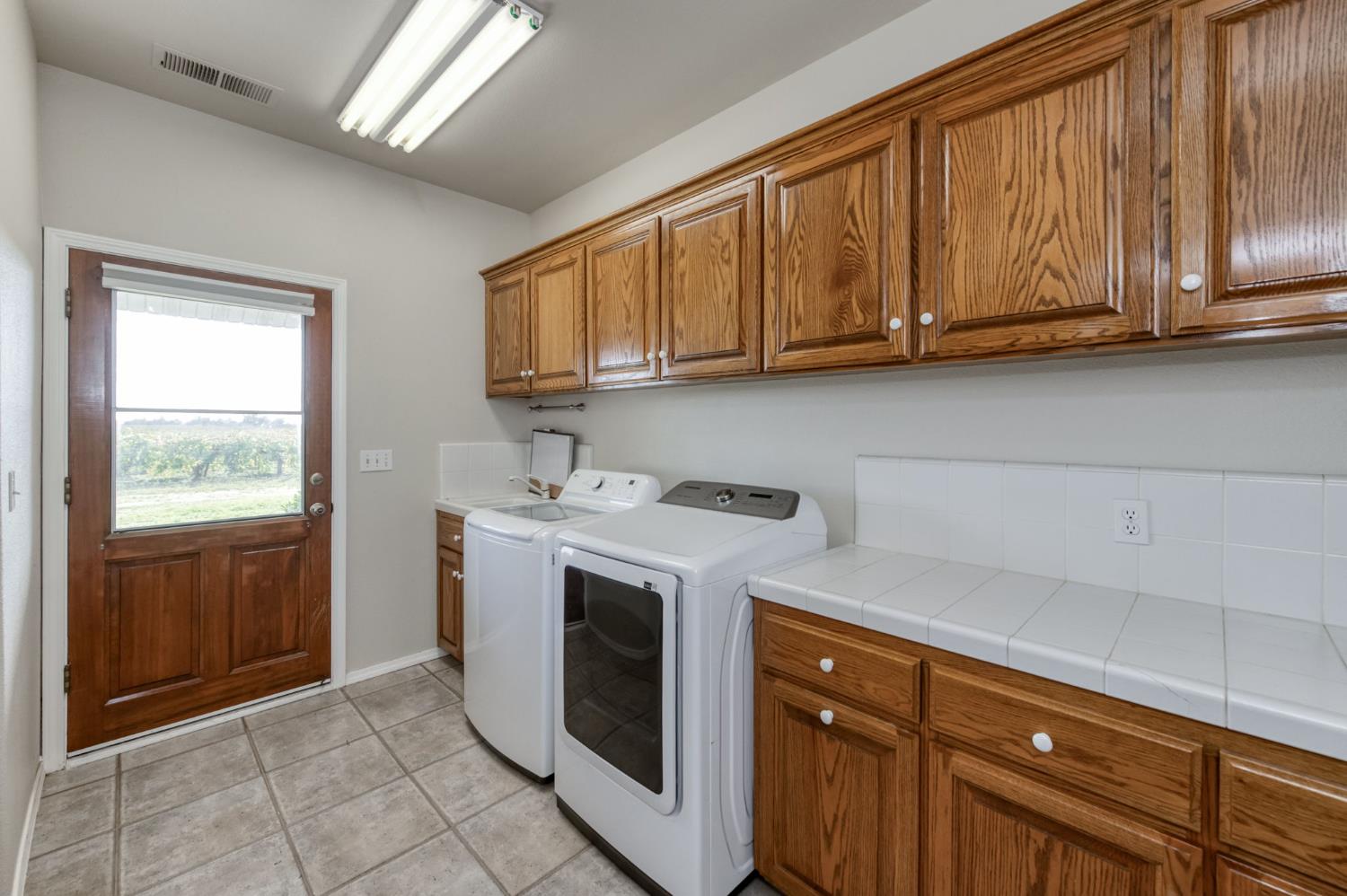 10477 South Henderson Road Fresno, CA 93706 - Photo 20 of 40