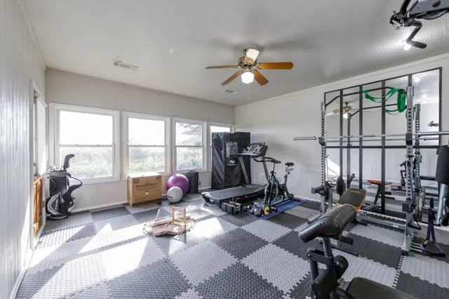 $725,000 | 10477 South Henderson Road, Fresno, CA 93706