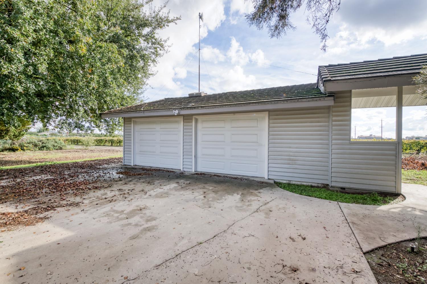 10477 South Henderson Road Fresno, CA 93706 - Photo 34 of 40