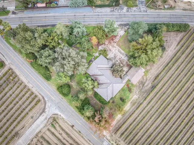$725,000 | 10477 South Henderson Road, Fresno, CA 93706