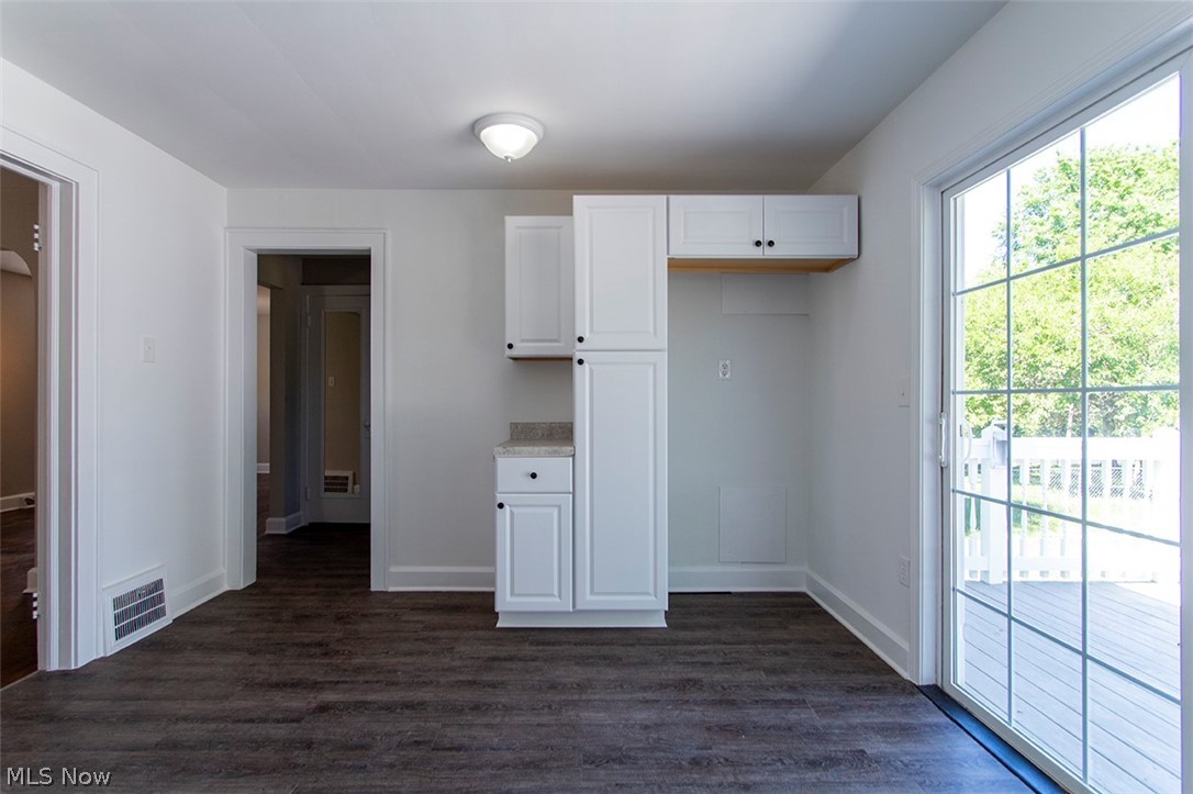 2739 South Cleveland Massillon Road Barberton, OH 44203 - Photo 10 of 28