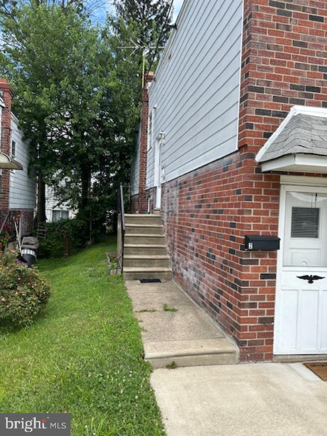 10120 Verree Road Philadelphia, PA 19116 - Photo 2 of 17 a view of house entrance and garden