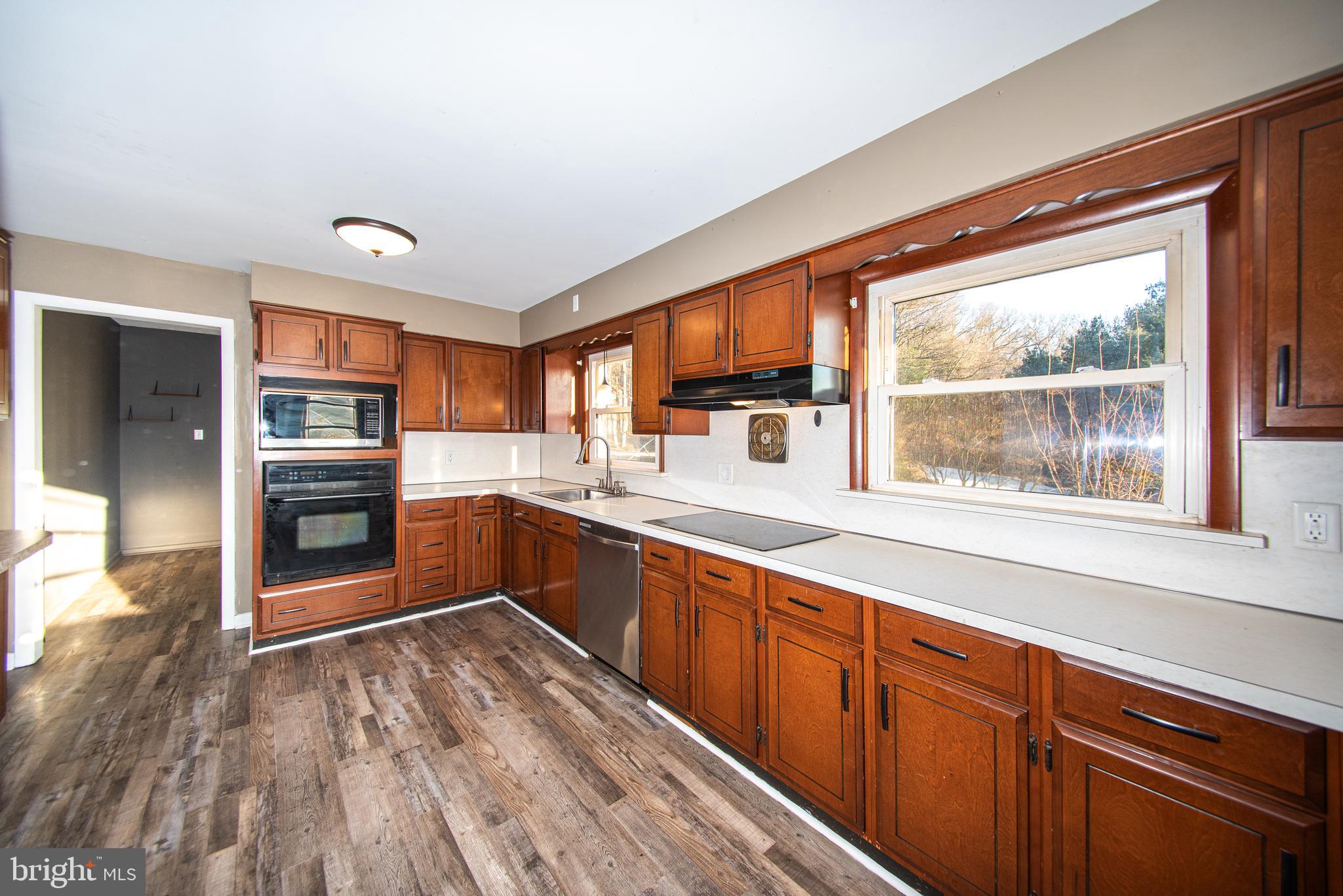 2741 Stoverstown Road Spring Grove, PA 17362 - Photo 13 of 57 Kitchen