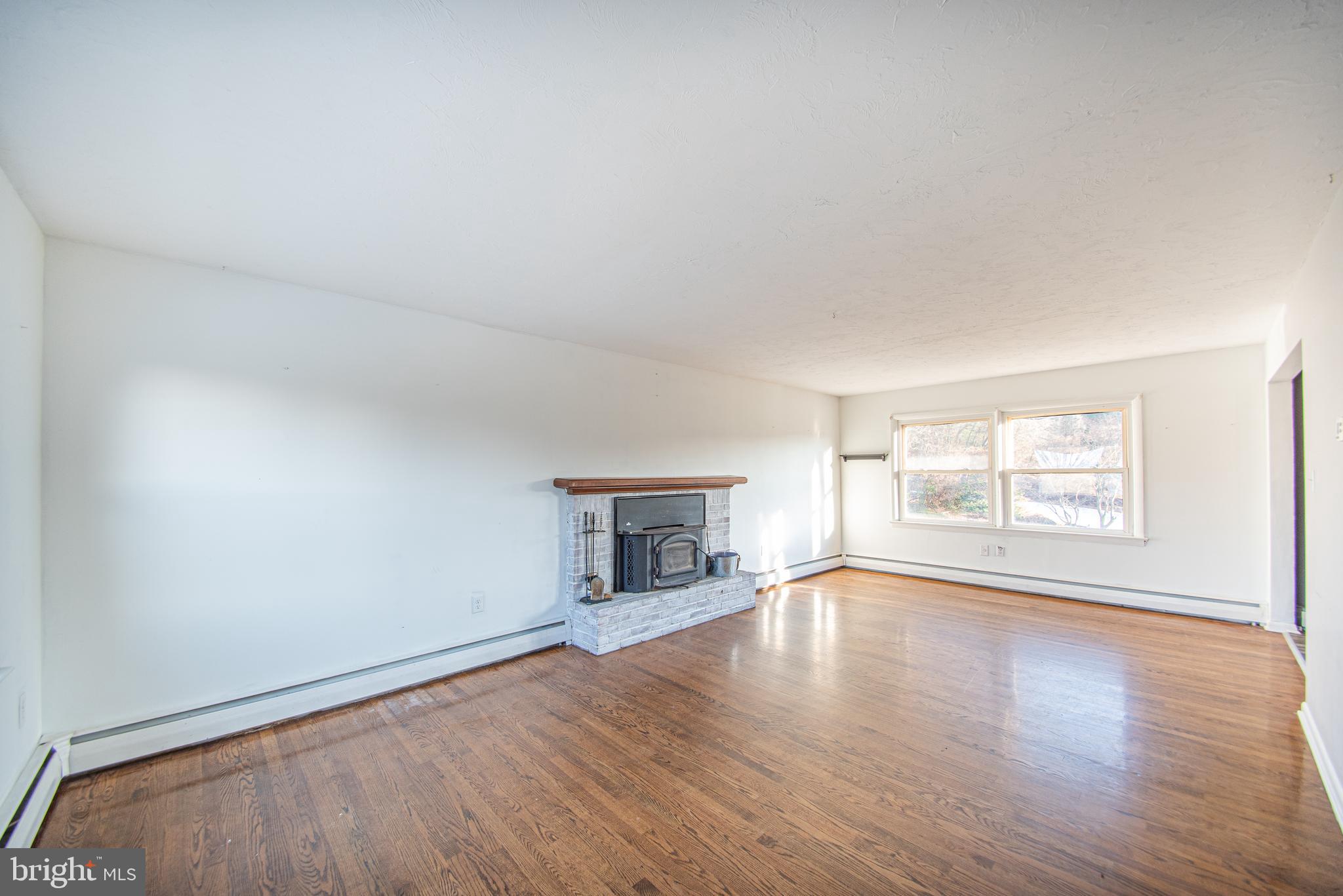2741 Stoverstown Road Spring Grove, PA 17362 - Photo 7 of 57 Living Room