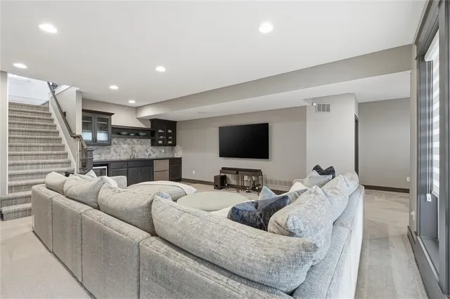 $715,000 | 1203 Serenity Court, Raymore, MO 64083