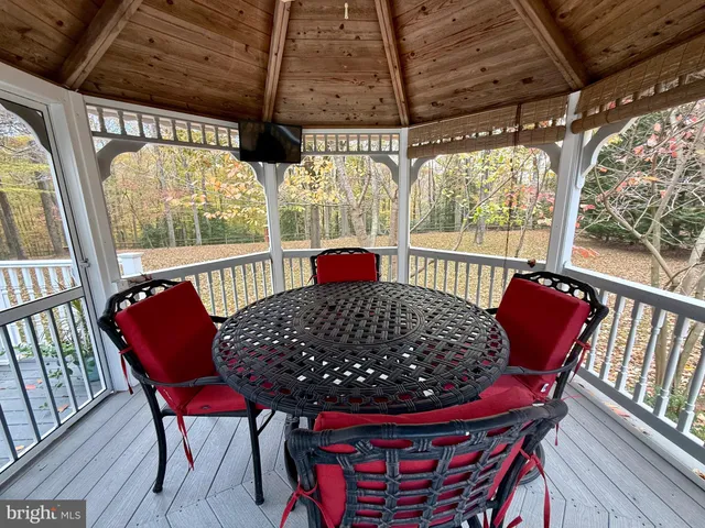 $589,900 | 38711 Hidden Pond Court, Mechanicsville, MD 20659