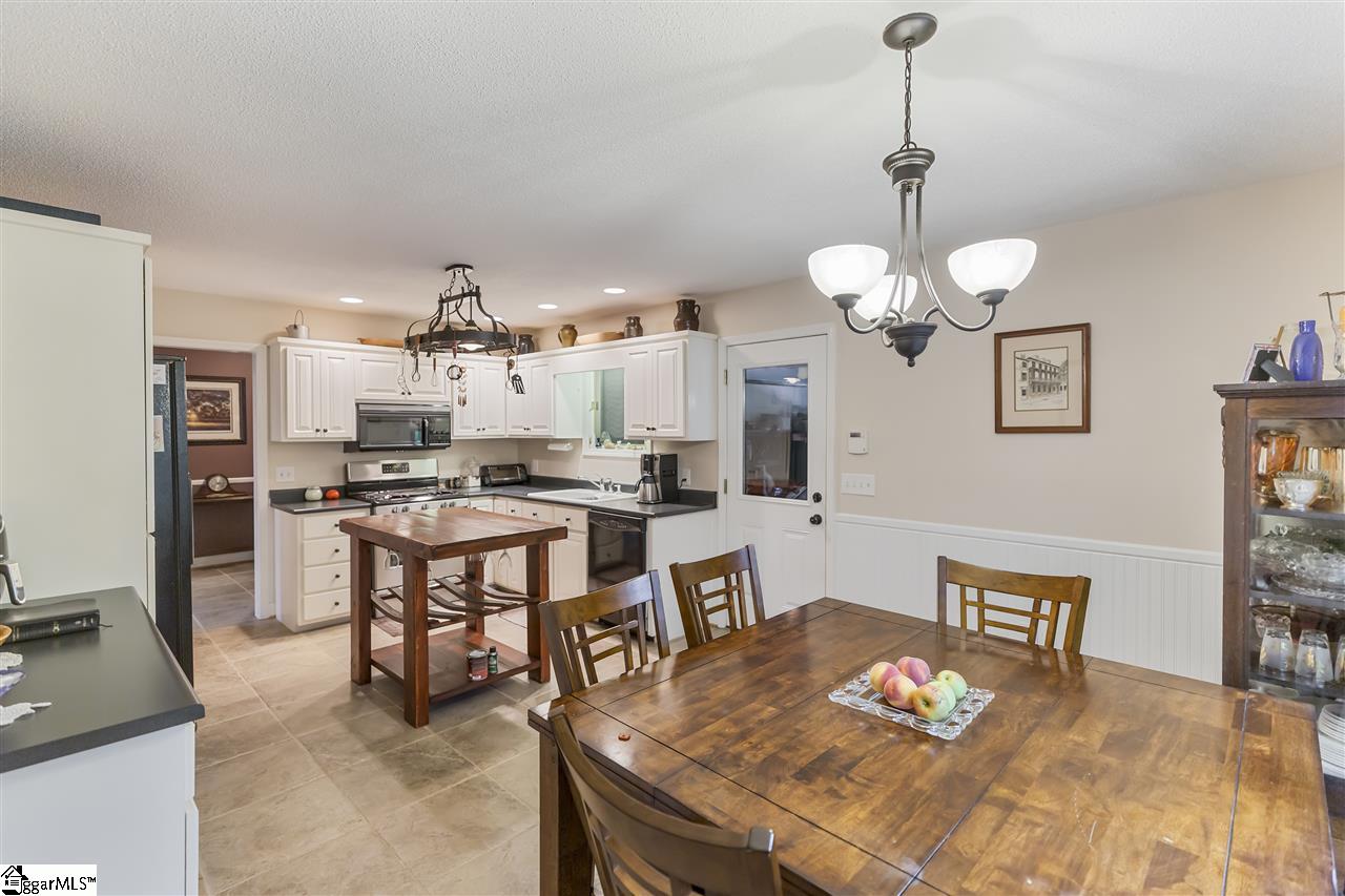 5594 Guy Road Anderson, SC 29625 - Photo 5 of 35 Gallery Image 5