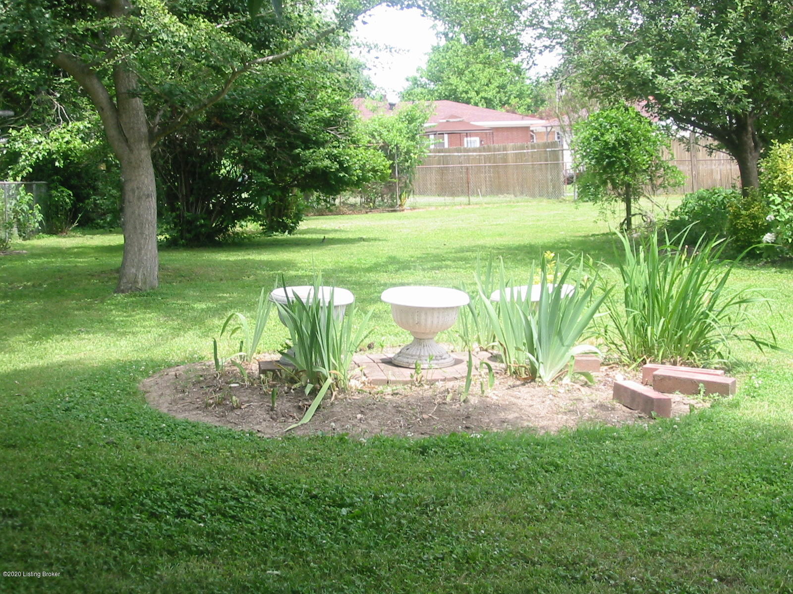 4909 Maryman Road Louisville, KY 40258 - Photo 15 of 22 004