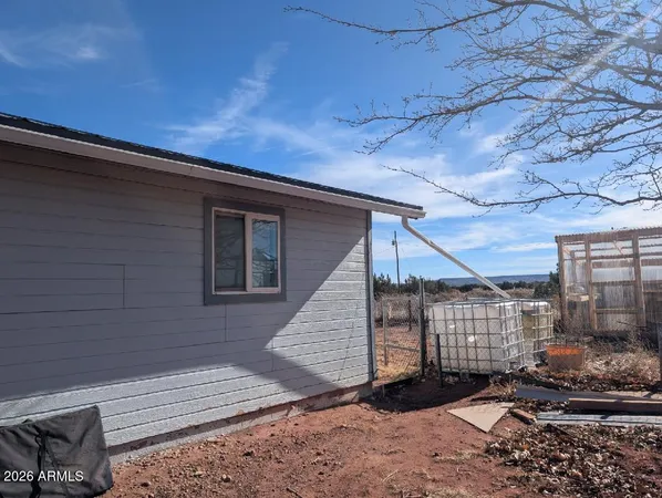 $250,000 | 3080 West 8th South Place, St. Johns, AZ 85936