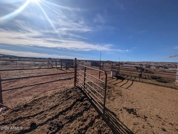$250,000 | 3080 West 8th South Place, St. Johns, AZ 85936