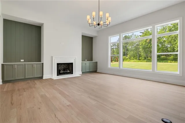 $849,900 | 158 Palisade Drive, Rydal, GA 30171