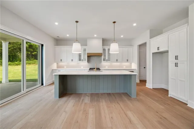 $849,900 | 158 Palisade Drive, Rydal, GA 30171