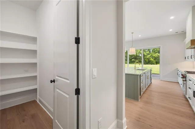 $849,900 | 158 Palisade Drive, Rydal, GA 30171