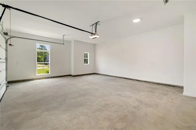 $849,900 | 158 Palisade Drive, Rydal, GA 30171