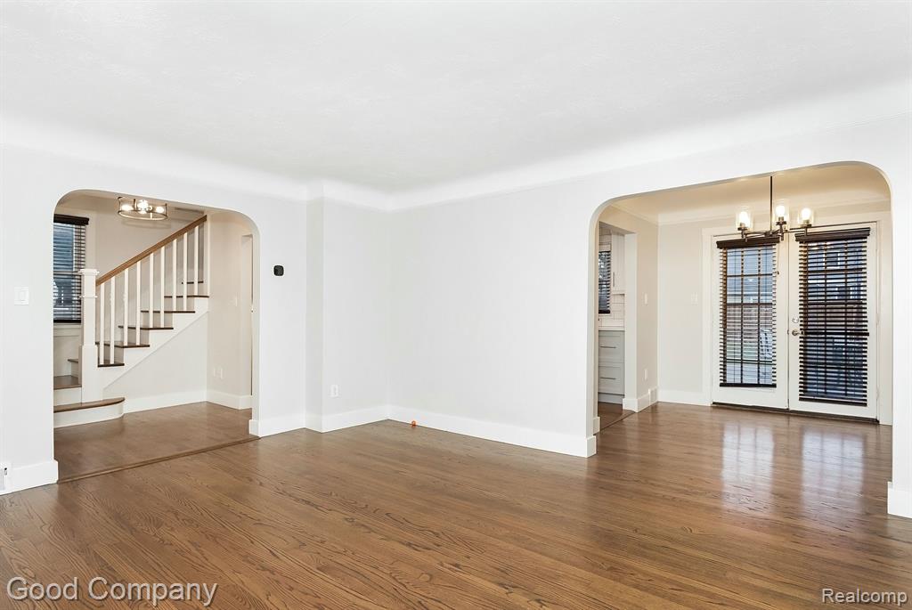 1526 Crooks Road Royal Oak, MI 48067 - Photo 3 of 36 Gallery Image 3