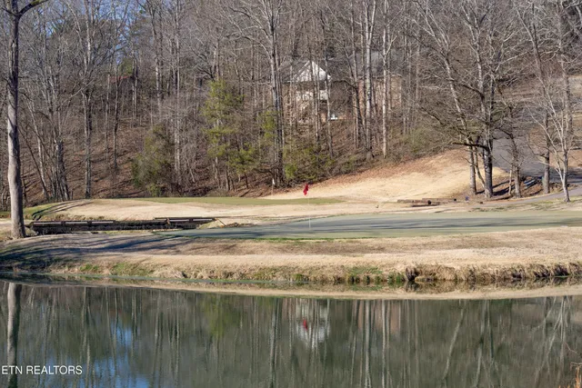 $324,900 | 506 Fairway Drive, Athens, TN 37303