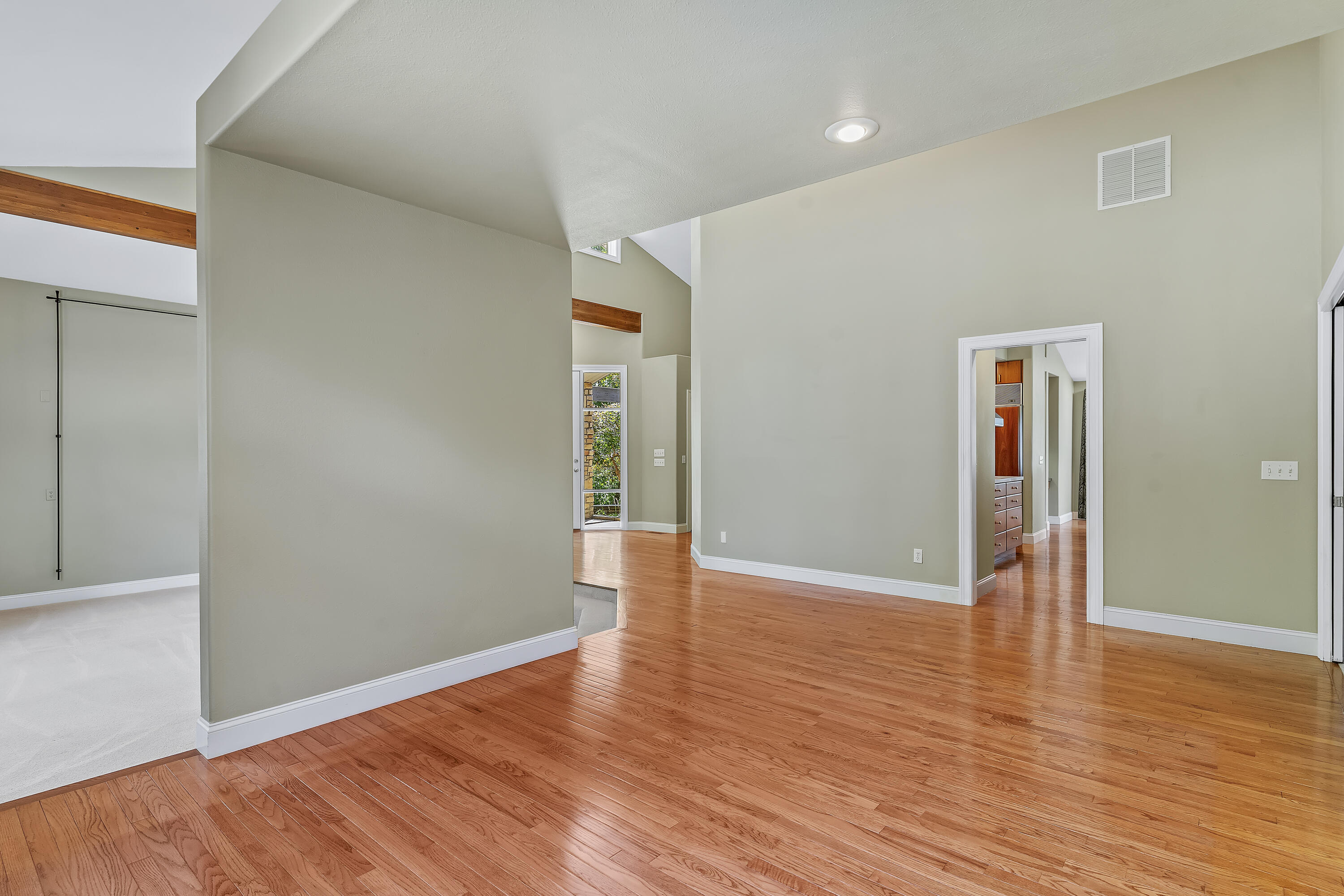 740 Russel Ridge Road Nixa, MO 65714 - Photo 10 of 90 740 Russell Ridge-15