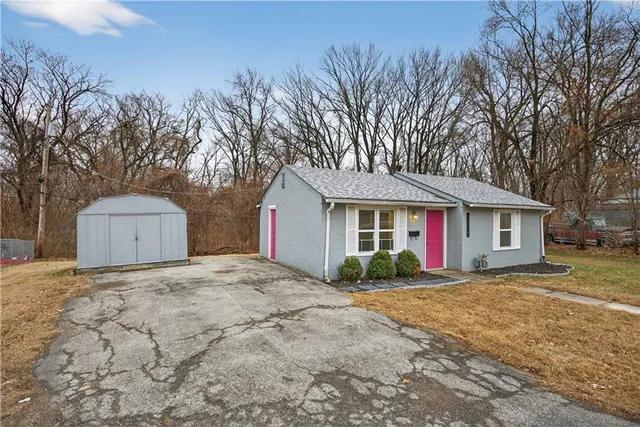 $149,000 | 1115 South 49 Drive, Kansas City, KS 66106