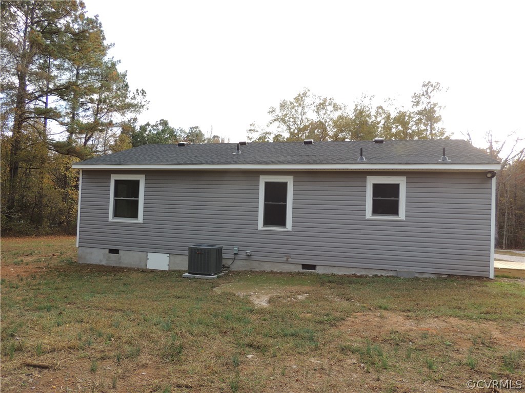 10516 White Oak Road Ford, VA 23850 - Photo 2 of 19 Rear