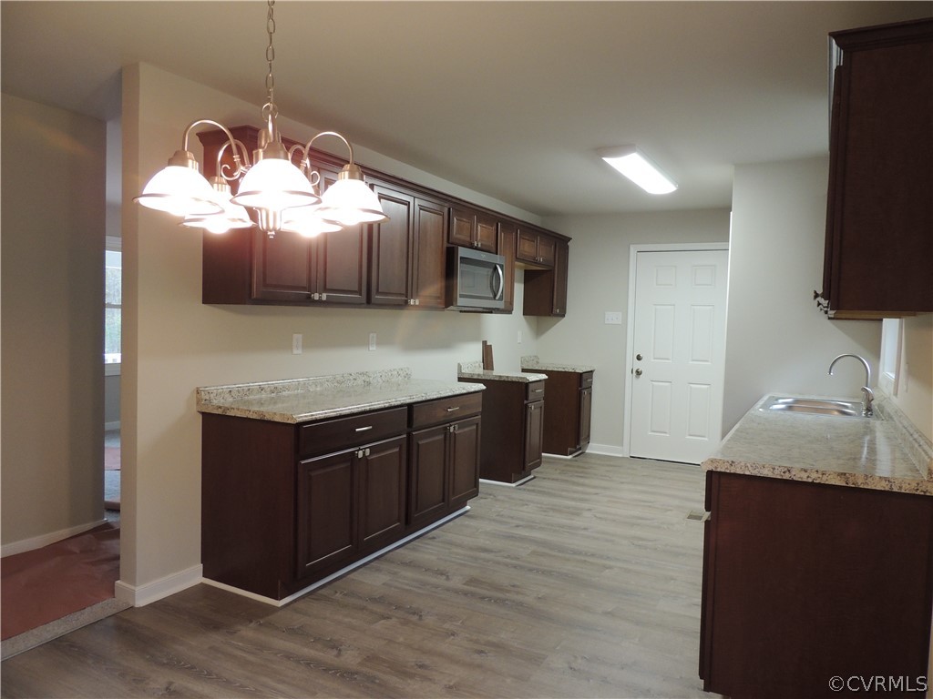 10516 White Oak Road Ford, VA 23850 - Photo 10 of 19 KITCHEN