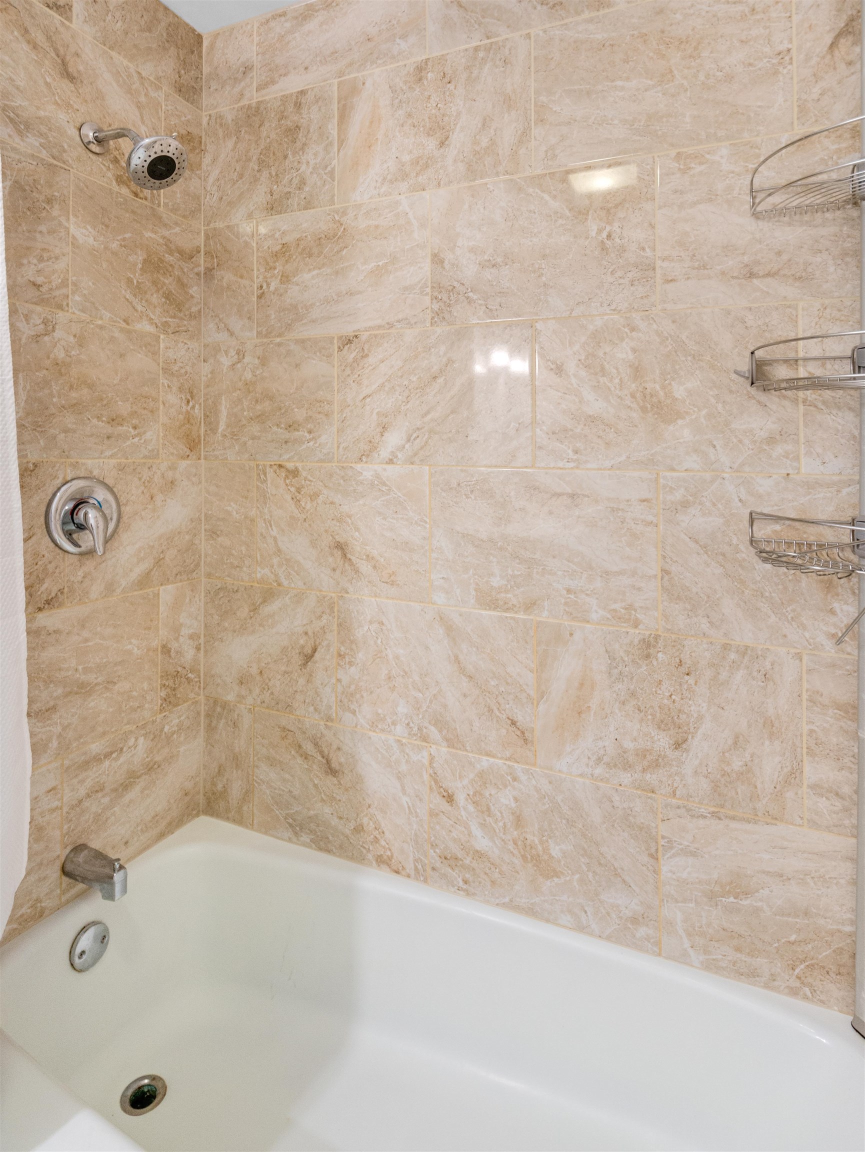 118 Gateway Court, Unit 8B Mendon, VT 05701 - Photo 11 of 23