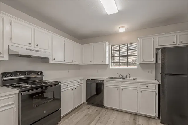 $799 | 600 Palm Street, Unit 6, Huntsville, TX 77340