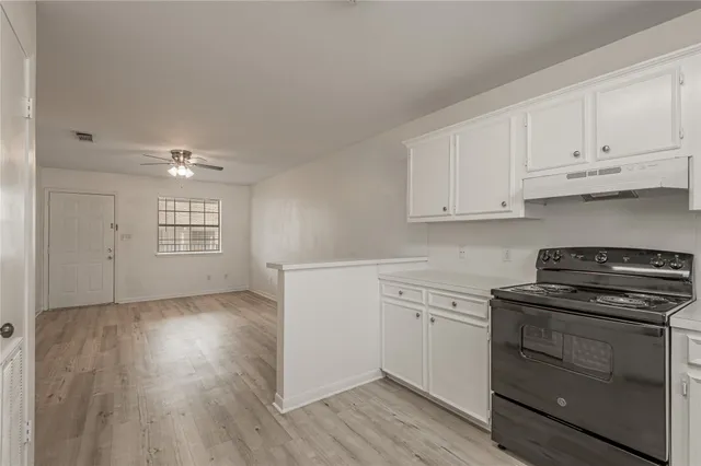 $799 | 600 Palm Street, Unit 6, Huntsville, TX 77340