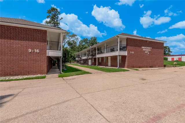 $799 | 600 Palm Street, Unit 6, Huntsville, TX 77340