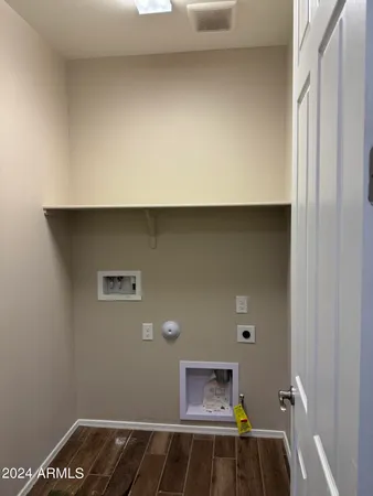 a close view of sink and tap