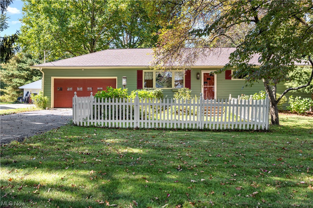 6016 Avon Belden Road North Ridgeville, OH 44039 - Photo 3 of 30