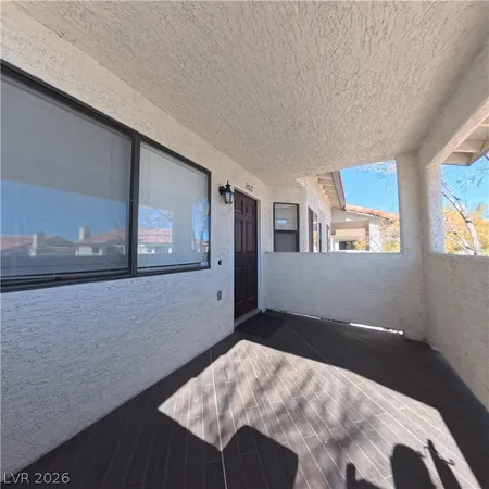 $1,790 | 2709 Beaver Creek Court, Unit 202, Las Vegas, NV 89117