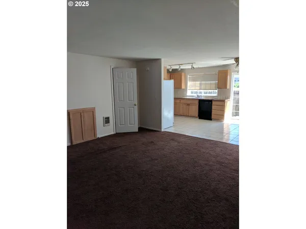 $595,000 | 4462-4470 Fergus Avenue, Eugene, OR 97402