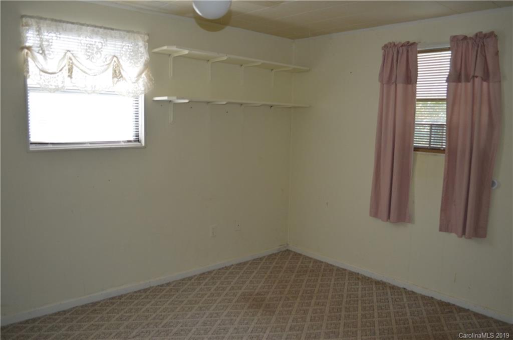 3463 Dark Ridge Road Sylva, NC 28779 - Photo 11 of 36 Gallery Image 11