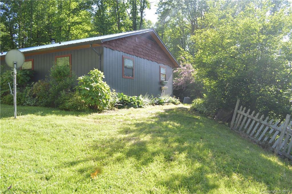 3463 Dark Ridge Road Sylva, NC 28779 - Photo 34 of 36 Gallery Image 34