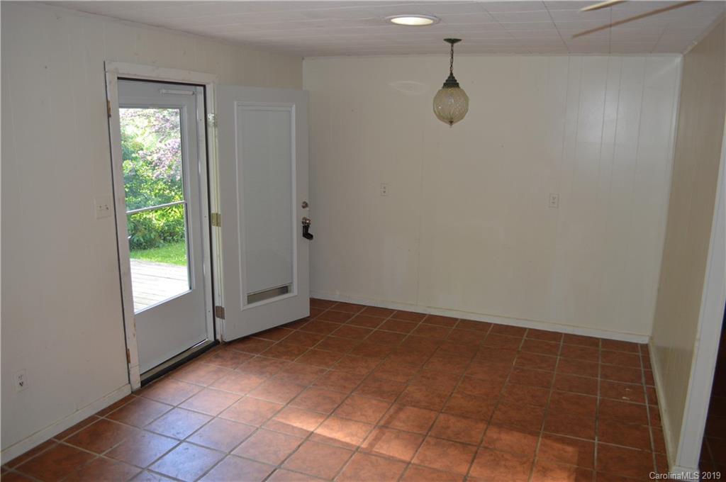 3463 Dark Ridge Road Sylva, NC 28779 - Photo 7 of 36 Gallery Image 7