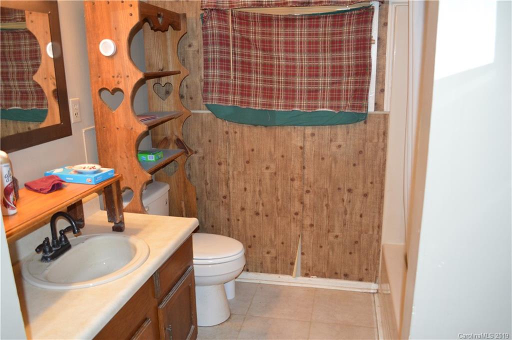 3463 Dark Ridge Road Sylva, NC 28779 - Photo 8 of 36 Gallery Image 8